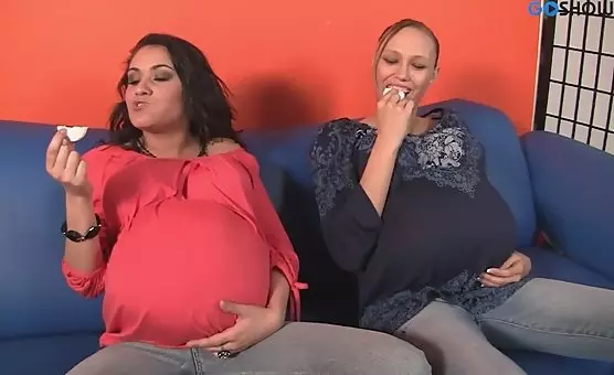 Threesome with Filthy Sluts